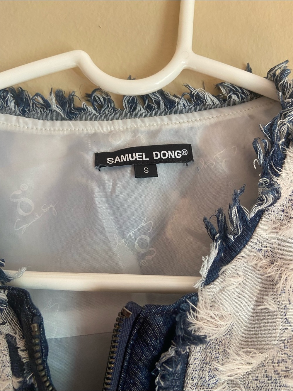 Samuel Dong White Lacy Fringed Jacket with Navy Denim Trim - Picture 3 of 3